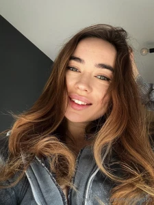 Eva_vv now wet she loves having her juicy ass squeezed this angelic part 9