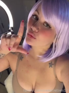Hi wallets findom humamatm paypig footfetish goddess curvy worship