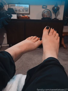 Are you staring at my feet again get a grip footfetish soles nylons part 1