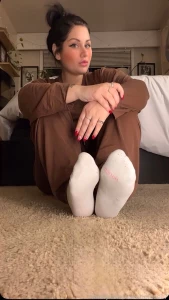 Are you staring at my feet again get a grip footfetish soles nylons part 10