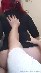 Esta tarde tuve una reuni n y volv s per cachonda a casa no pude