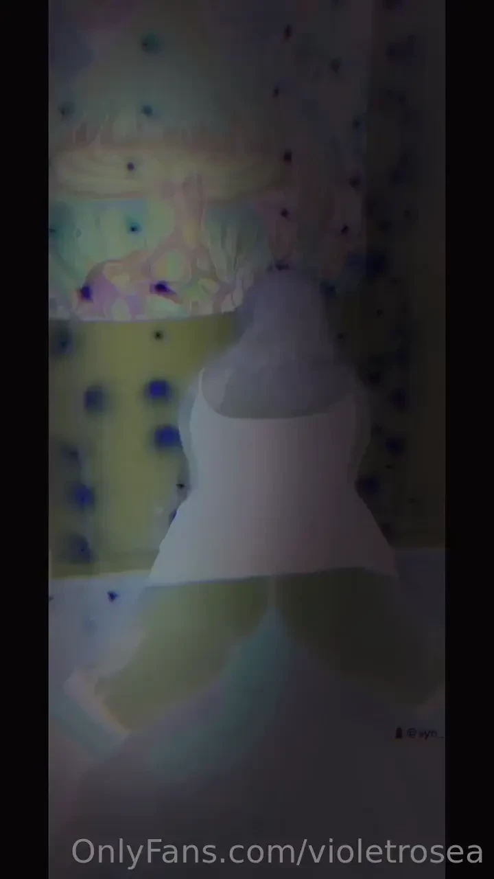 Cum tug on my tail and tell me i ve been a good girl kink friendly 