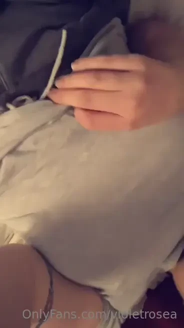 Go check out this sexy curvy babe 6 sale xomikkay xomikkayfree she ll part 5 