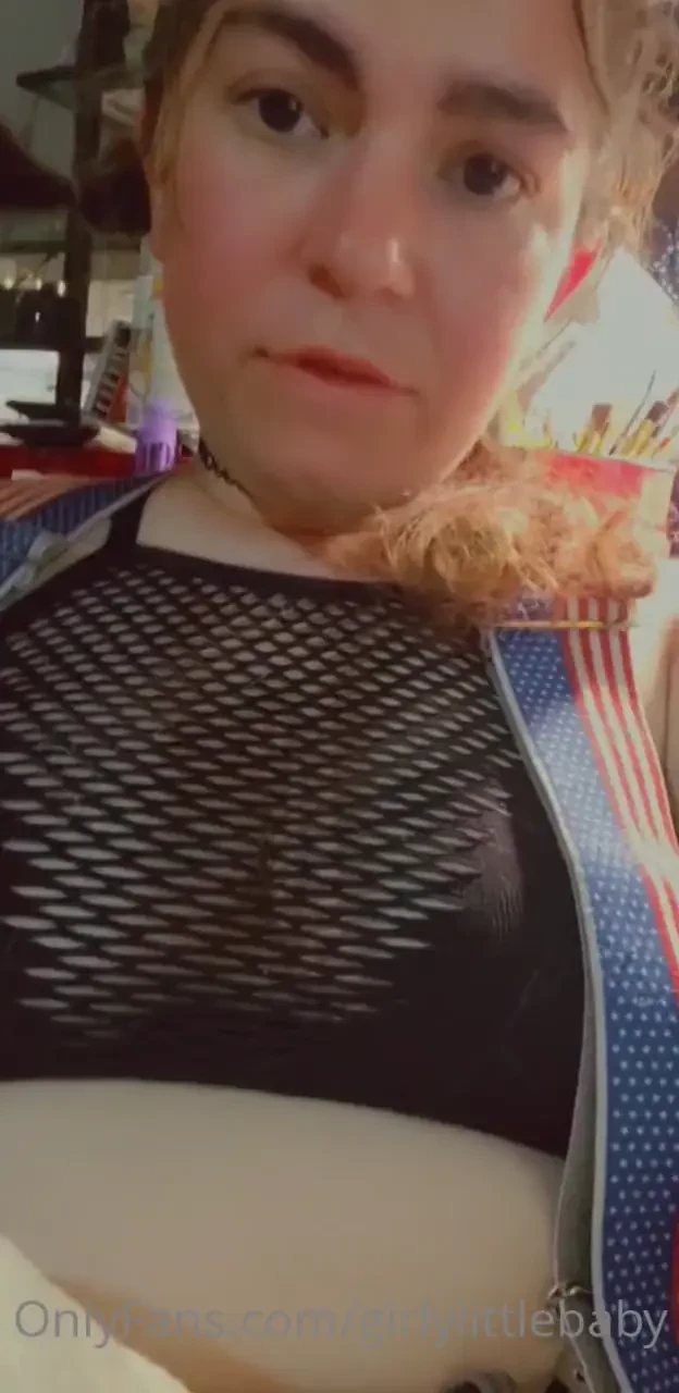 This is a very hot video 