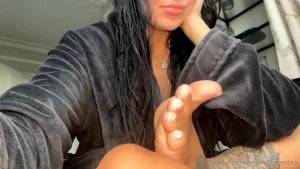 Come and taste my foot