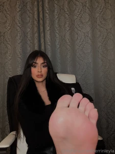 Get on ur knees for mommy part 1