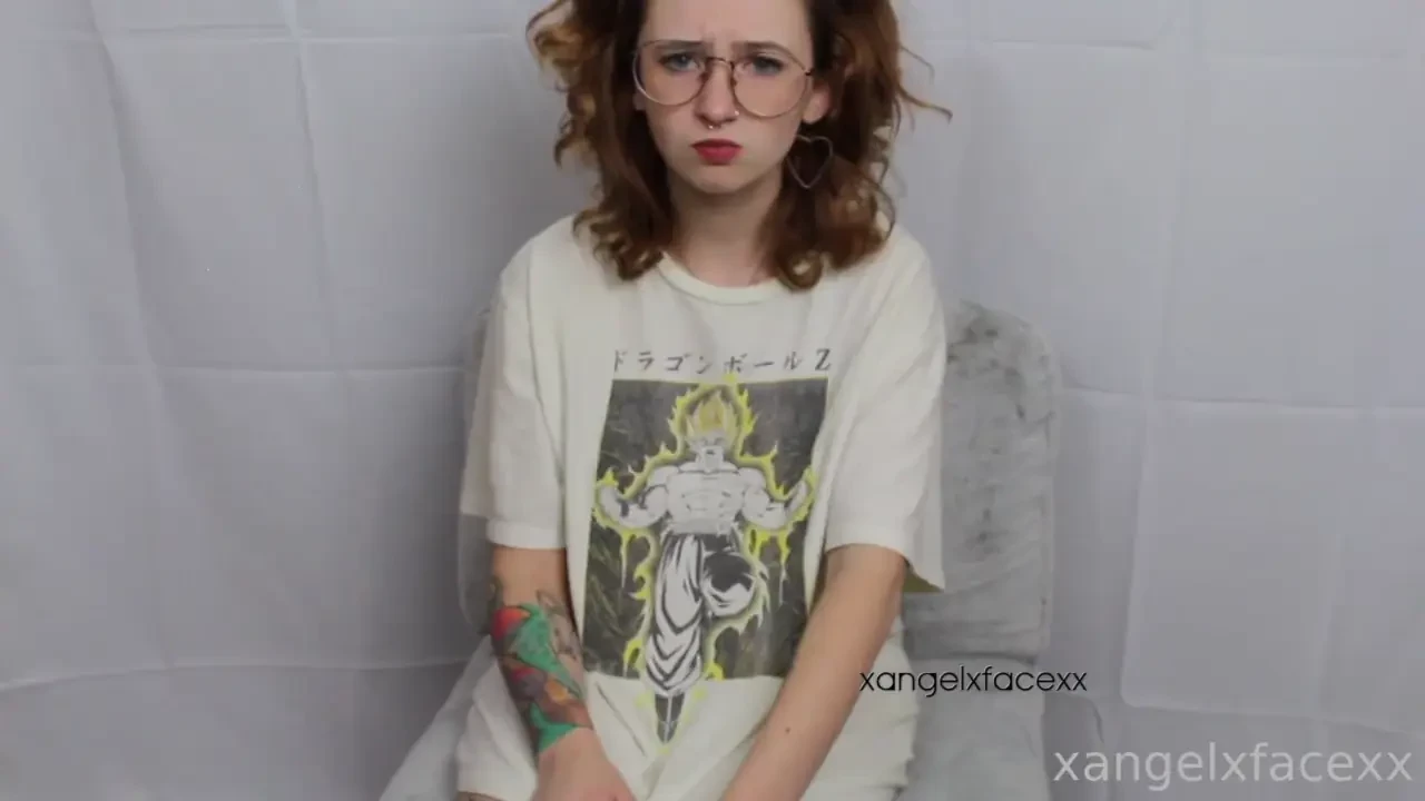 I like my baggy clothes amp people not knowing what i have underneath 