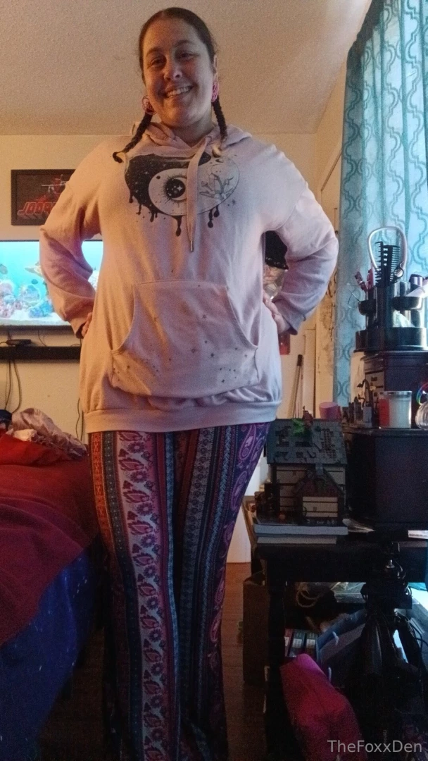 I was a dirty little slut under my clothes today bound tits plugged 