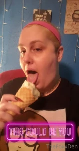I like ice cream alot