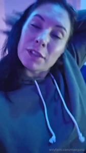 I m available today for 1 1 calls 100 for 10 min today only