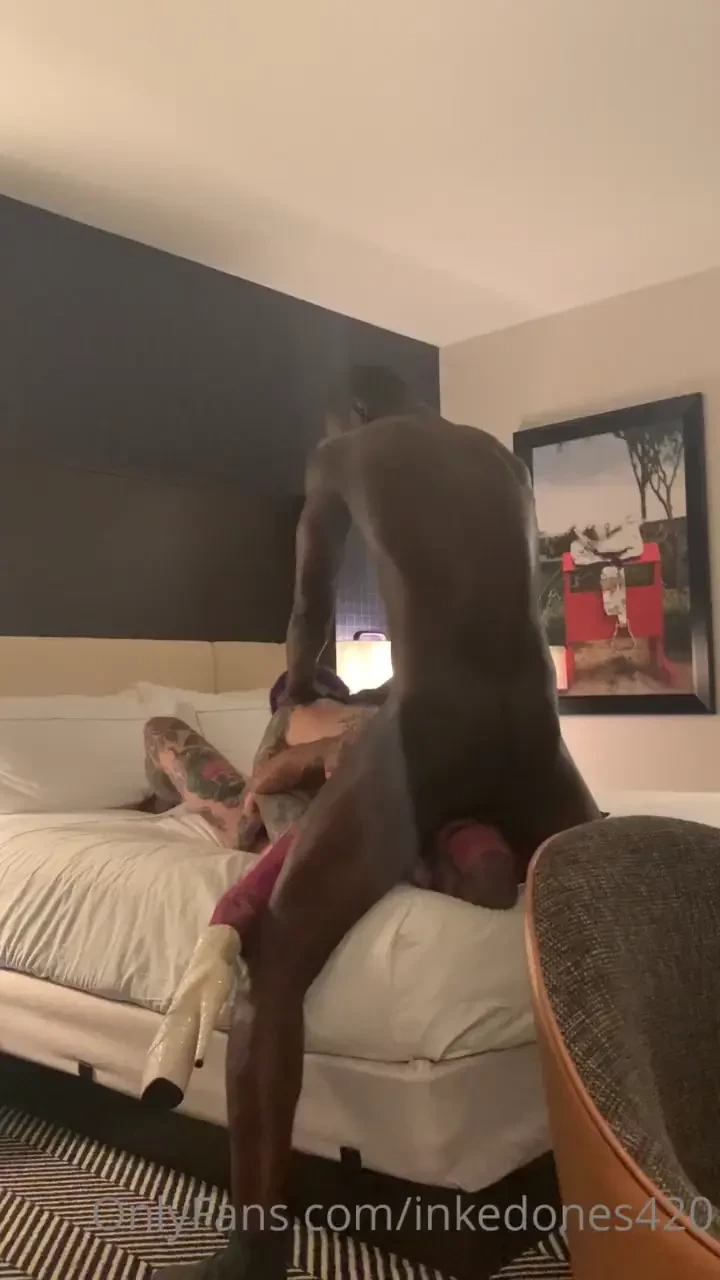 Daddy loves when our bull pulls out of me and shoved it down his part 1 