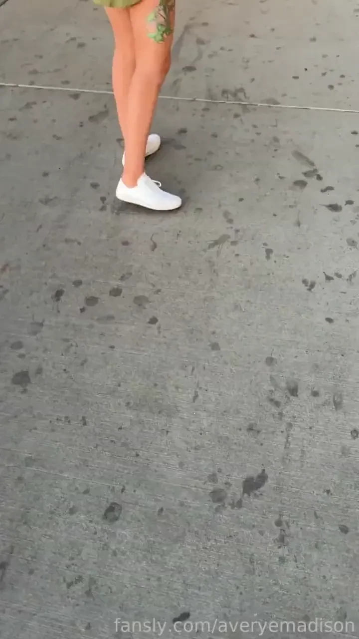 Booty flashing around las vegas bootyflashing niceass vegas lasvegas part 2 