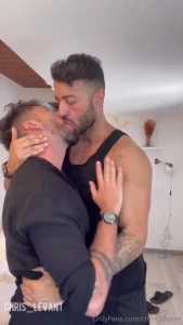 It s friday here you have my latest collab a full video of 38min free