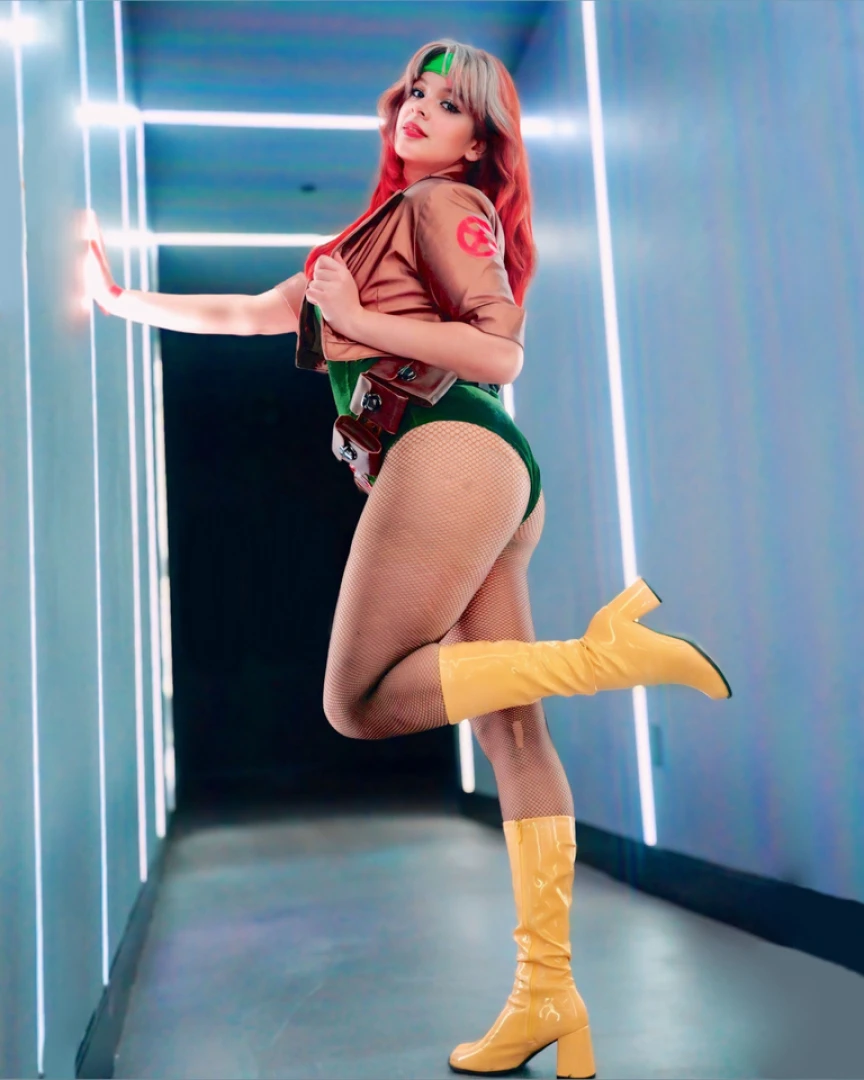 I ve been posting new cosplay sets on ig recently and someone 