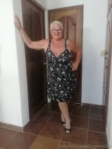 Girdlegoddess in my lovely open bottom girdle sent to me from an part 1