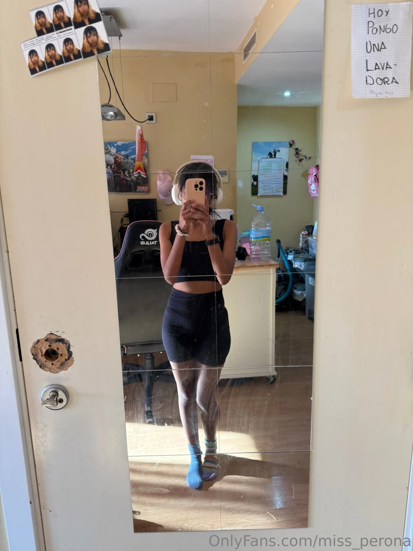 Back from the gym had to do machines and lifts what is your favorite 