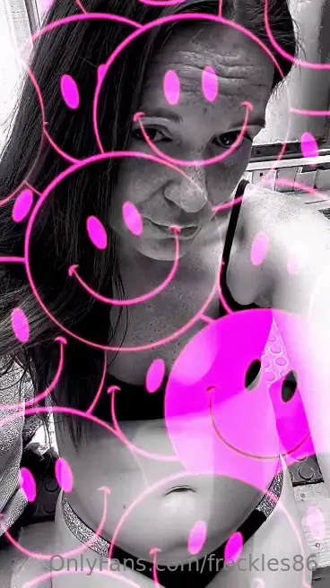 Oh baby what do u need from me dm for amazing content 