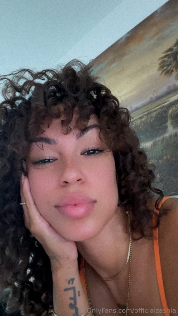 When i look at you like this its alllll over 