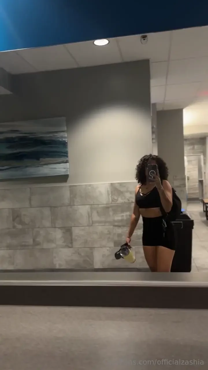 I love showing off my gains to you 