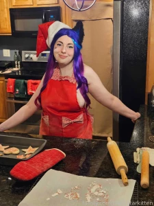 First time making cookies happy holidays part 3