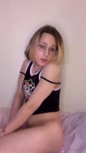 Whoa big craving to be bred outta nowhere wanna watch this bunnygirl part 2