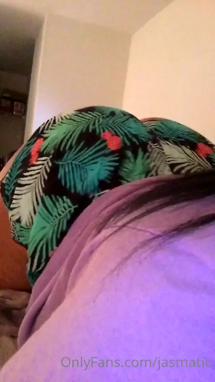 Imagine yo dick sliding between my cheeks filling my tight ass up ugh 