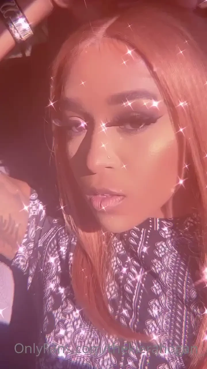 Happy thursday loves how we feeling about this new hair 