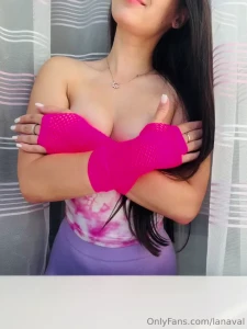 Hiii i m lana welcome to my page