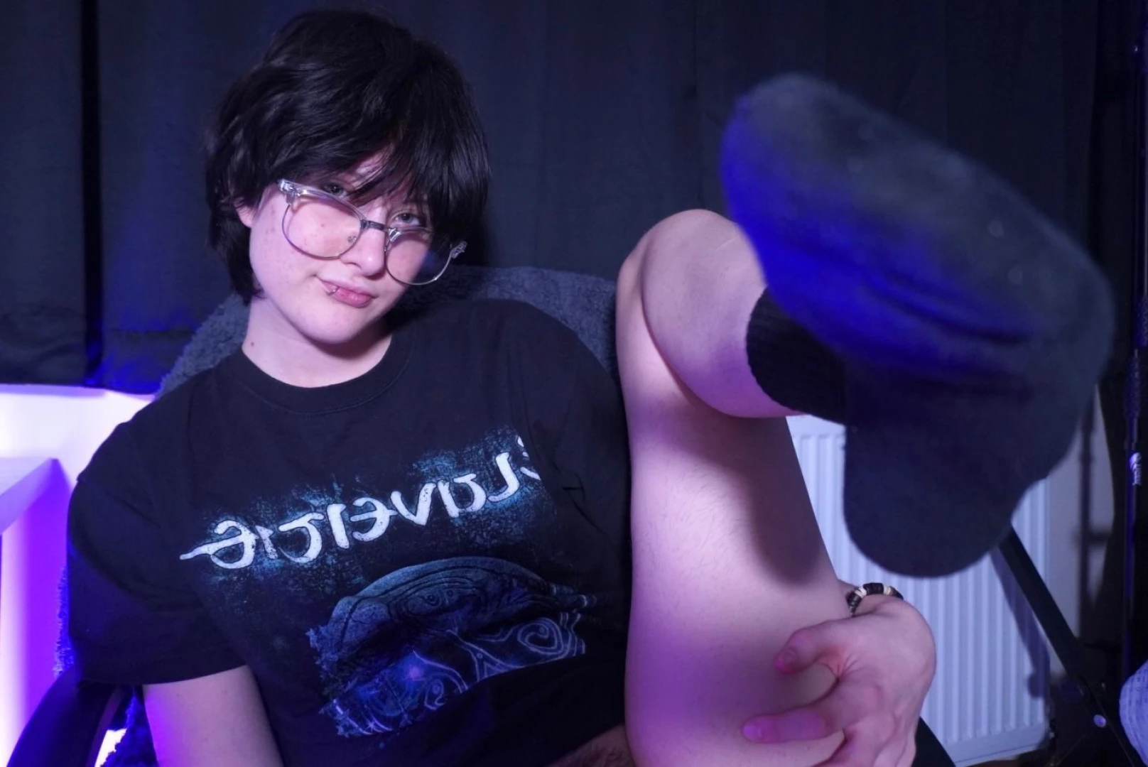 Casual pics at my desk how s everyone been i ve been busy getting part 7 