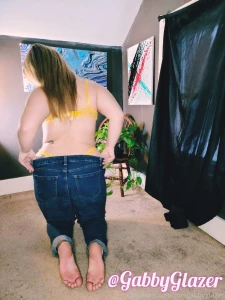 Do you like a curvy girl in jeans part 3