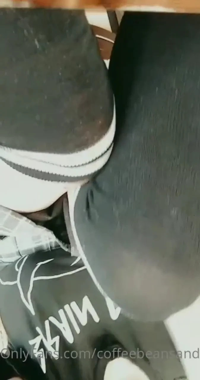 Light flashing at work 