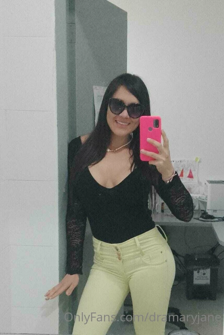 I know you love to see a lot more of me so here s a little series with 