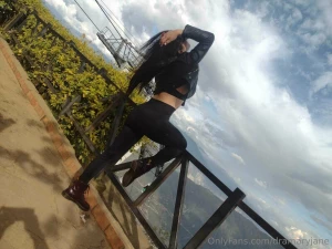 I love sex in public places showing myself off and having some morbid part 1