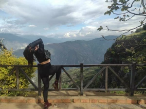 I love sex in public places showing myself off and having some morbid