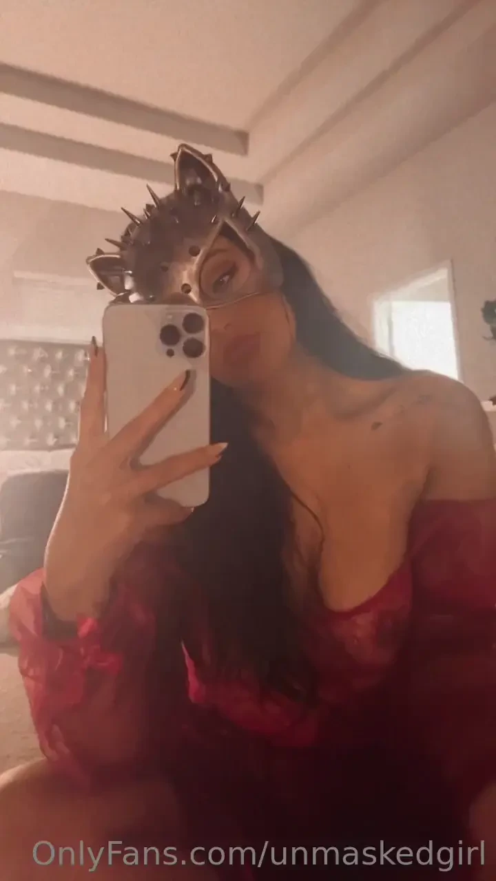 I bought a mask not sure if i like it or not what do you think 