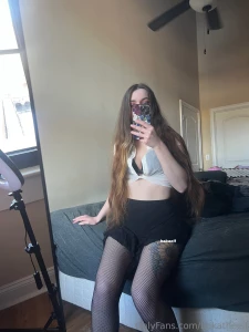 Do you like my legs part 1