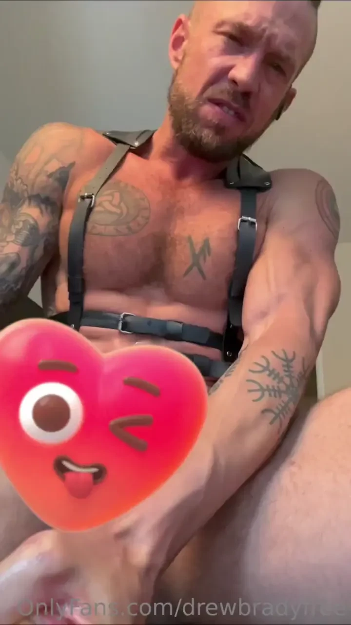 Your leather daddy is here to serve you this cock meat sandwich and 