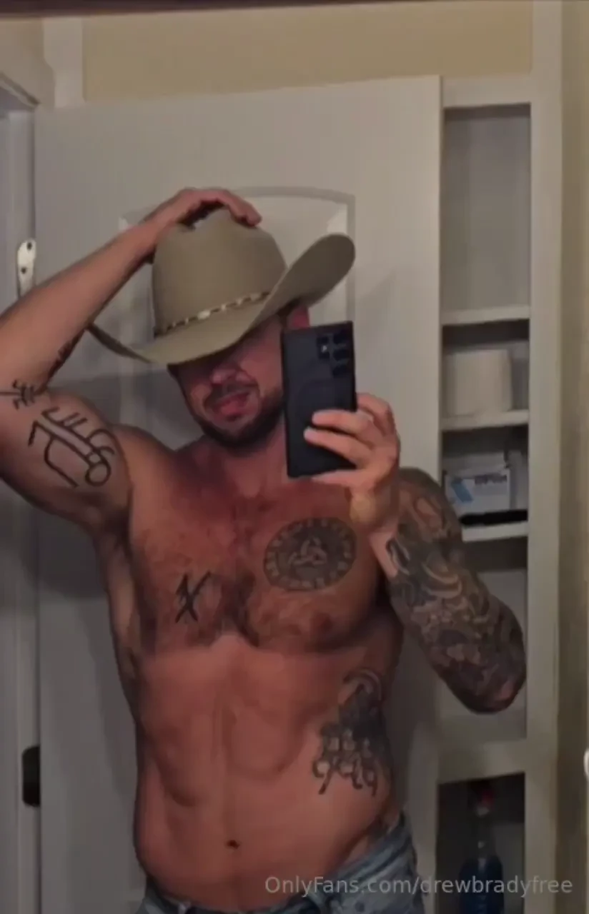 Should i take this outfit to a ranch for a shoot donate 10 and i ll 