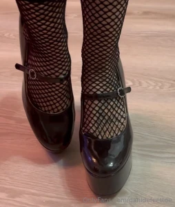 A little black heels and fishnets for the soul sole part 1