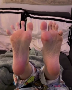 A few spreading and scrunching videos for you part 1