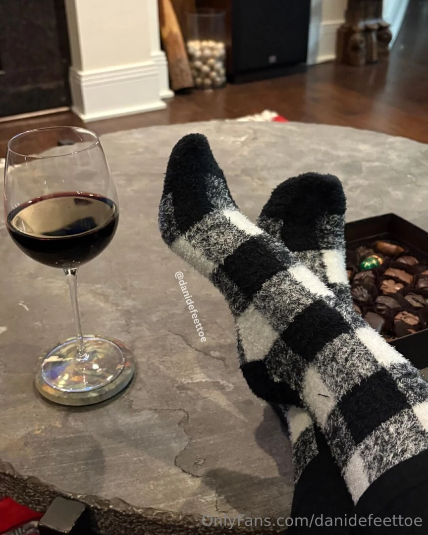 Wine chocolate and relaxing what could be better part 2 