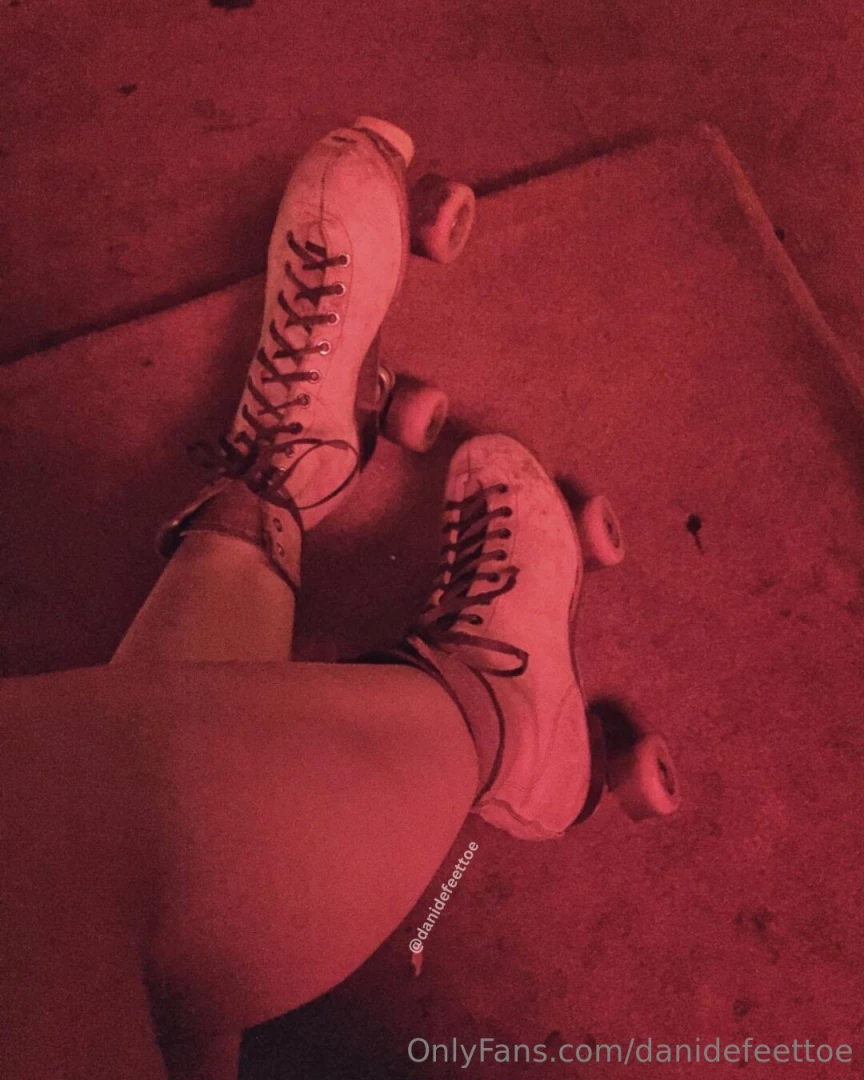 You should ve smelled my feet after i went skating if you re into that 