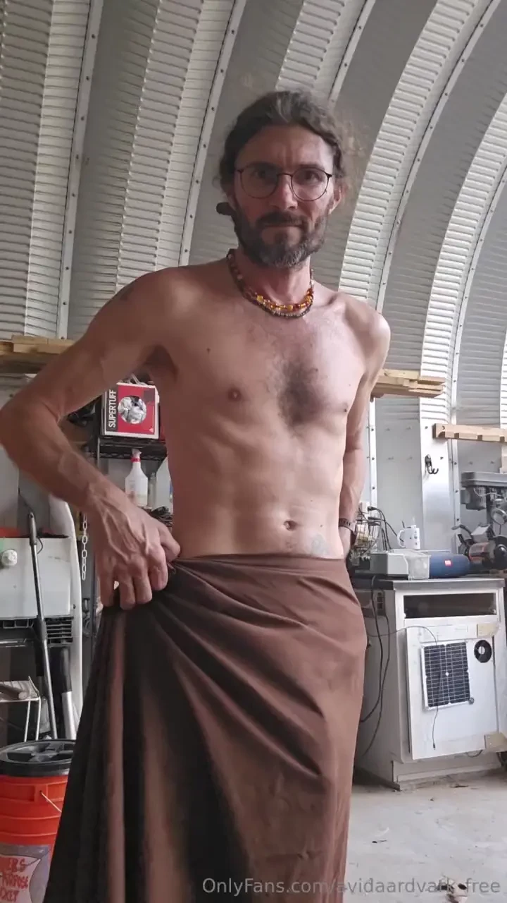 Back out in the workspace now that the weather is better absolutely part 3 