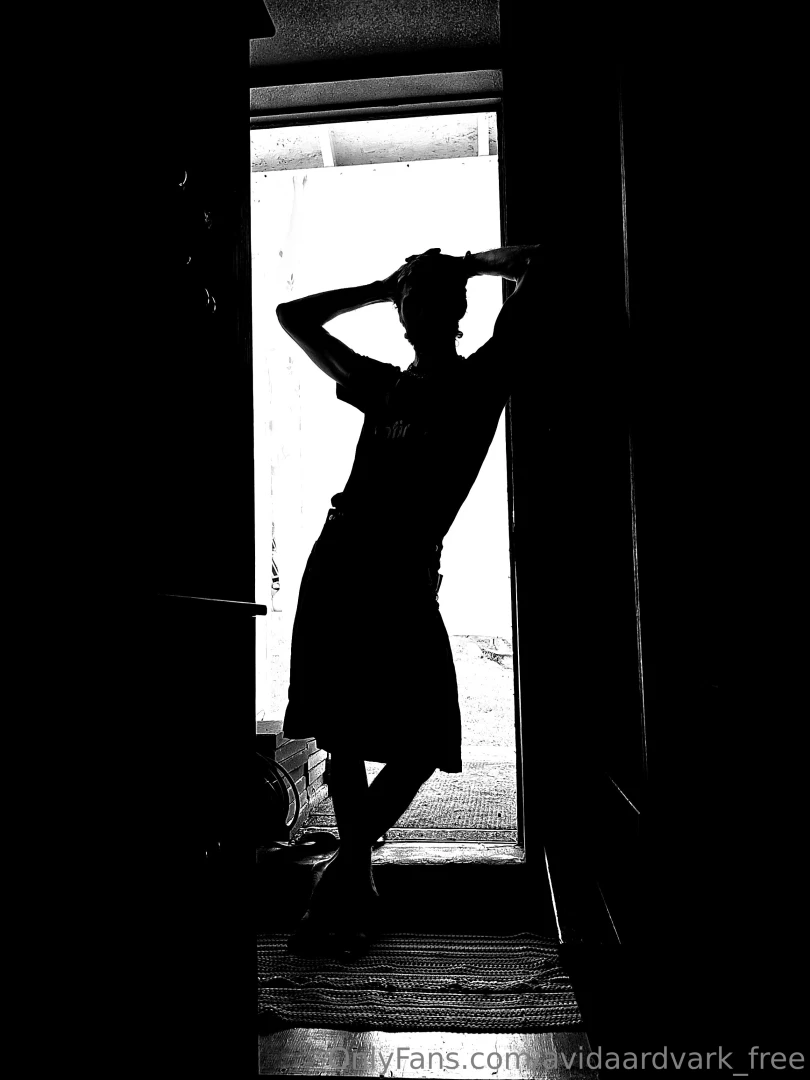 Found a good doorway for leaning against part 1 