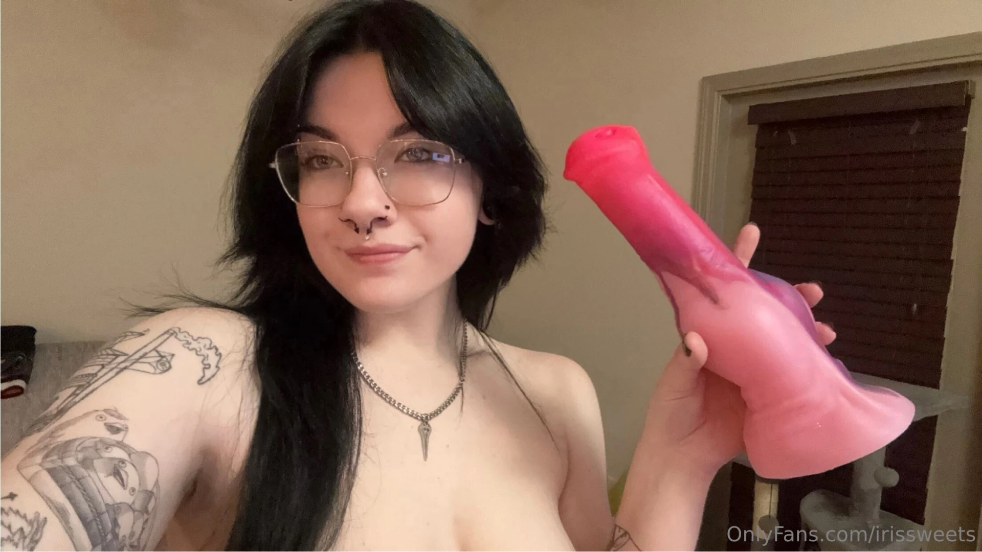 Do you want to watch me squirt on my new toy 