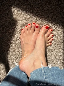 Oiled up soles after a workout part 1