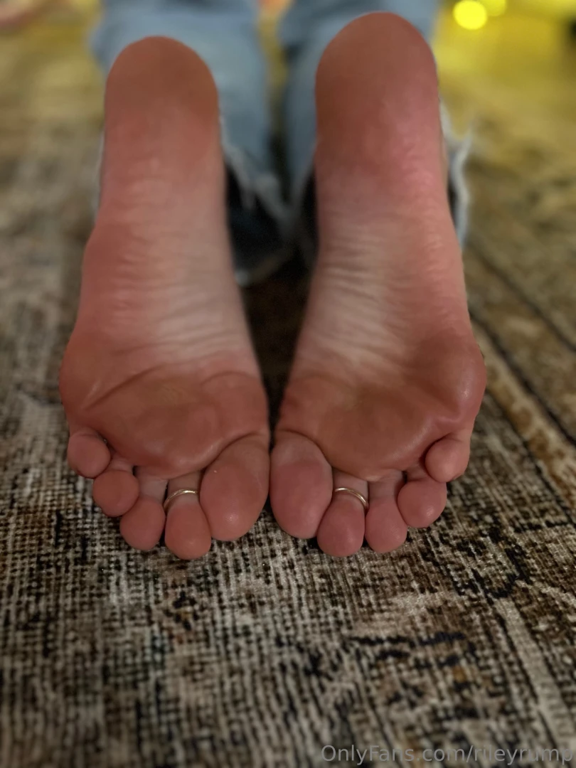 Such a busy day yesterday these feet were so tired and dirty by the part 1 