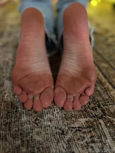 Such a busy day yesterday these feet were so tired and dirty by the part 1