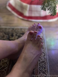 Do you like my new toe ring part 2