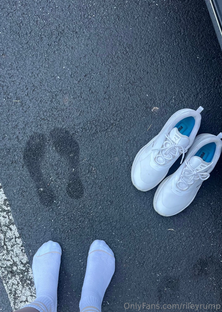 Perfect sweaty footprints part 1 